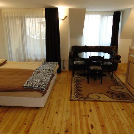 Burgas Central Aleksandrovska Luaran gambar