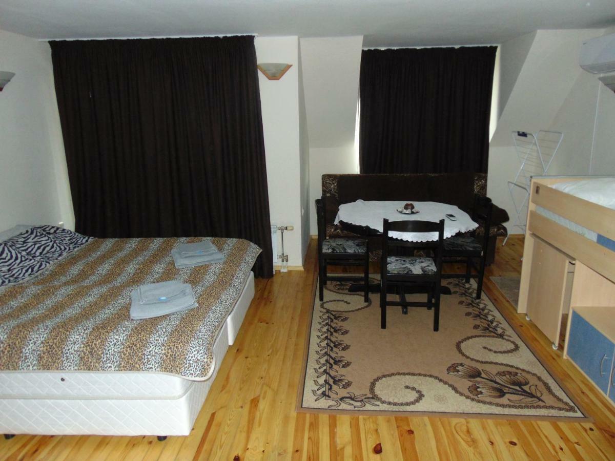 Burgas Central Aleksandrovska Luaran gambar